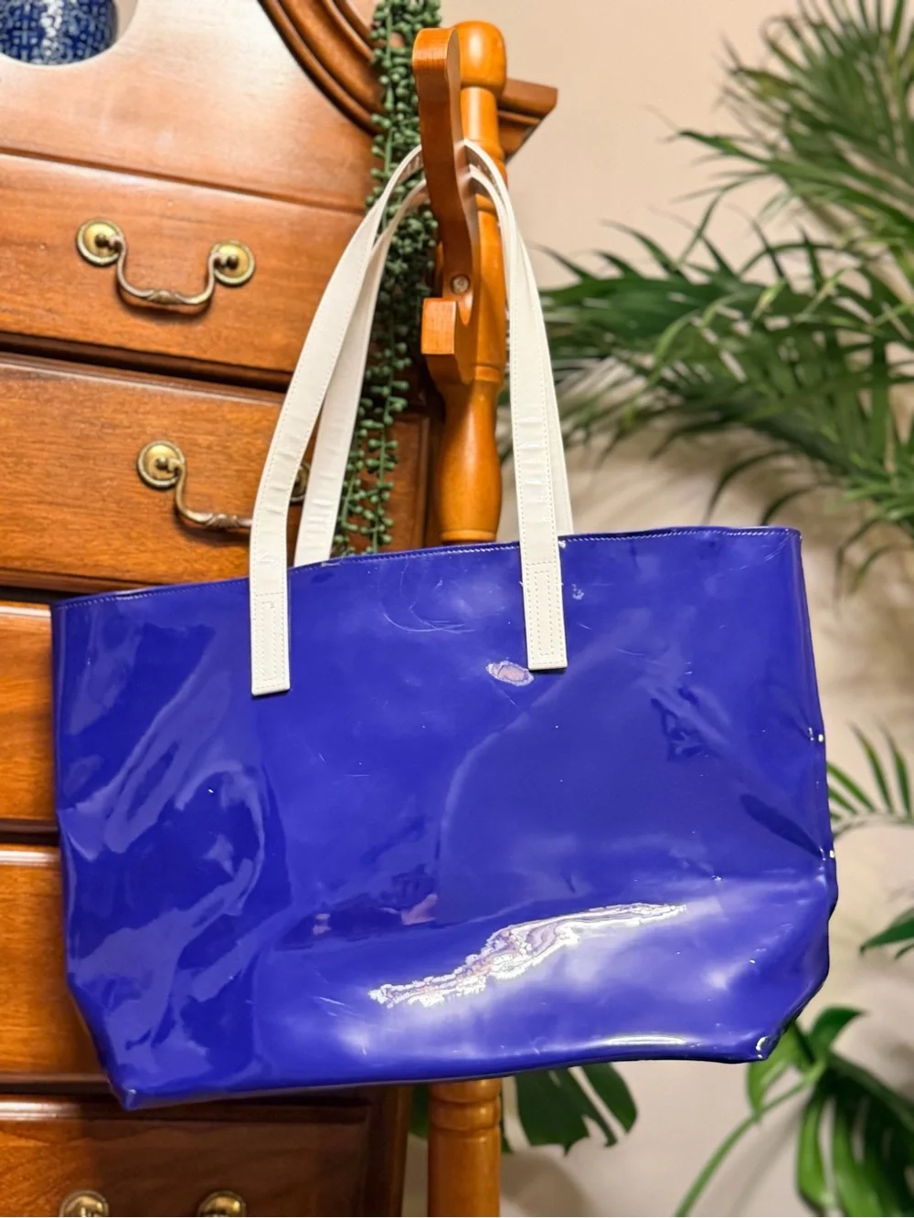 beach candie vibrant blue